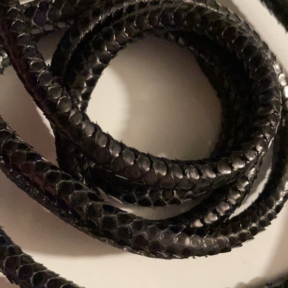 Gucci Black Python Snake Leather Gold Tie Belt - Picture 16 of 17